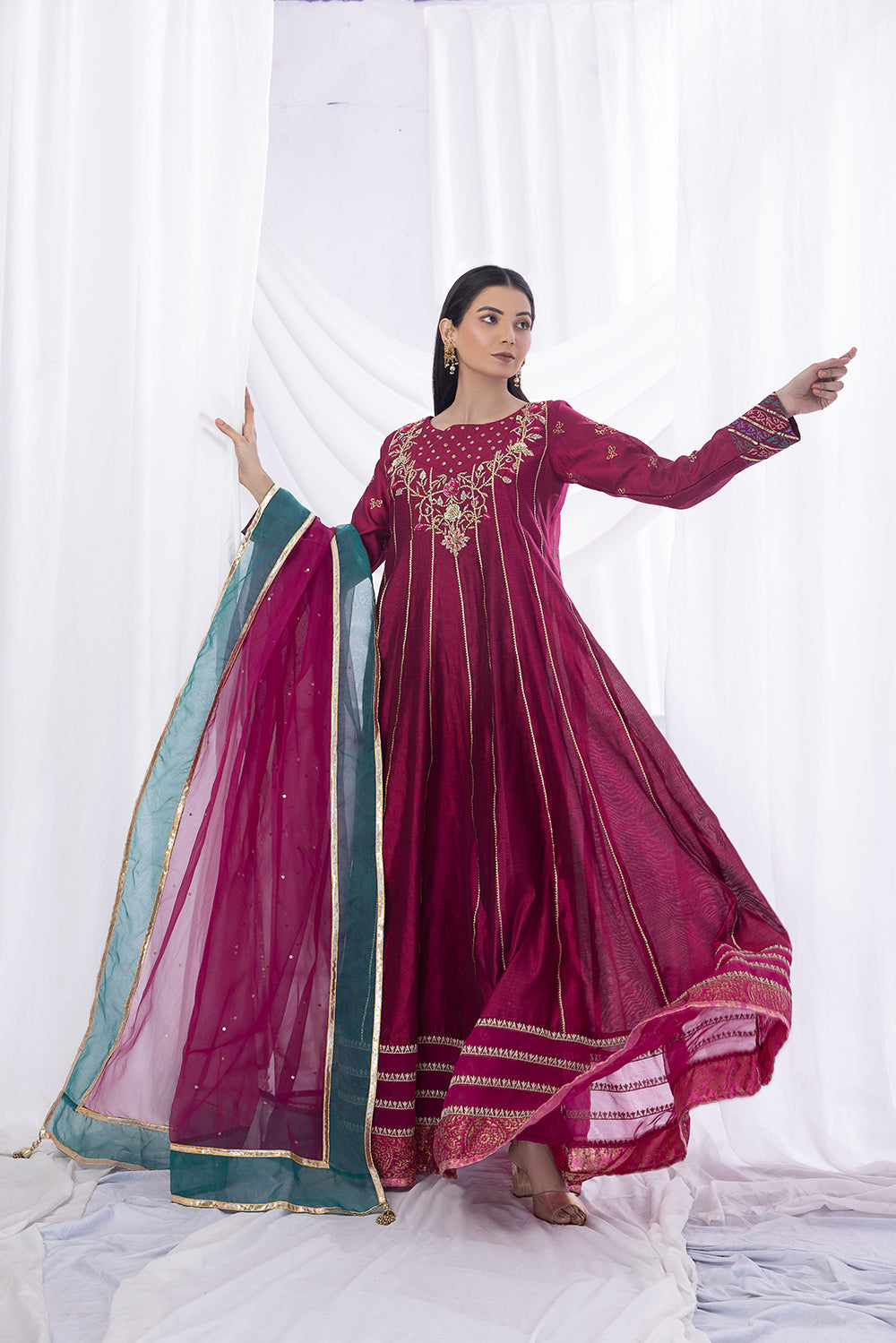 Zarish - 2 Piece semi formal outfit